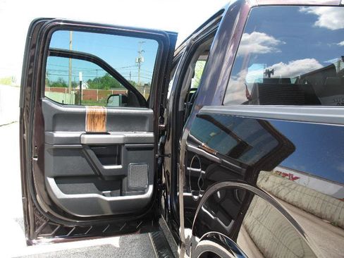 Used 2018 Ford F150 Lariat AWD/4WD image 15