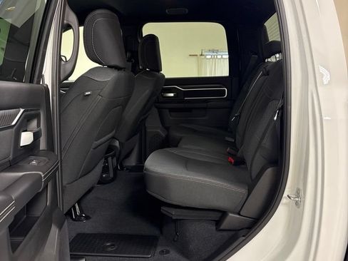 New 2026 RAM 2500 Big Horn AWD/4WD image 21