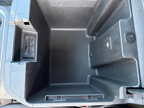 Used 2019 GMC Sierra 1500 SLT w/ SLT Premium Package AWD/4WD image 30