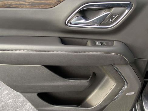 Used 2023 Chevrolet Tahoe Premier image 13