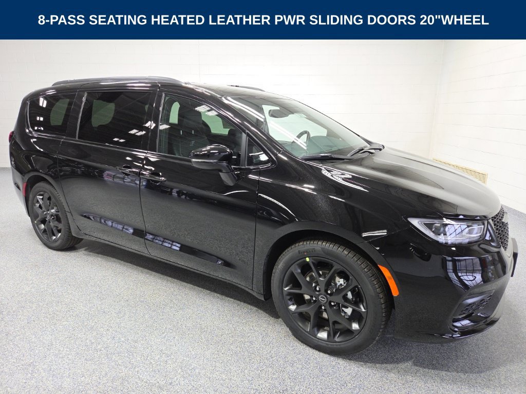 New 2026 Chrysler Pacifica Select w/ S Appearance Package FWD image 1