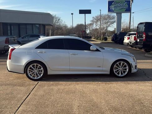 Used 2016 Cadillac ATS V w/ Luxury Package image 4