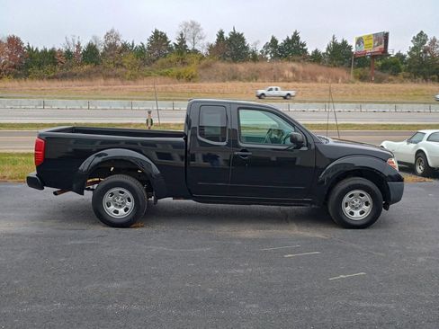 Used 2017 Nissan Frontier S image 6