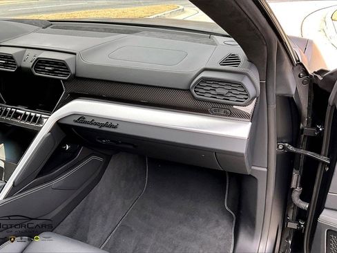 Used 2024 Lamborghini Urus S image 14