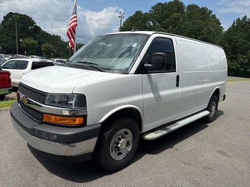 Certified 2023 Chevrolet Express 2500 w/ Driver Convenience Package image 3