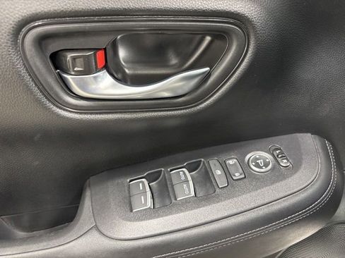 Certified 2024 Honda HR-V EX-L image 23