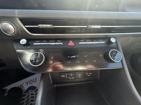 Used 2025 Hyundai Sonata SEL FWD image 13