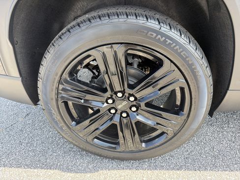 New 2026 GMC Acadia Elevation w/ Black Edition FWD image 18