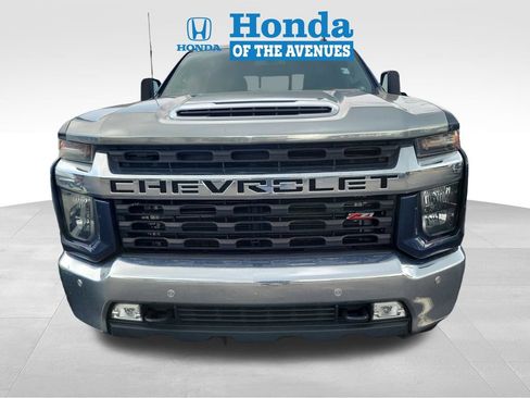 Used 2022 Chevrolet Silverado 2500 LT w/ All Star Edition AWD/4WD image 3
