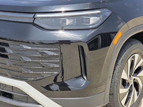 New 2026 Volkswagen Tiguan S FWD image 7