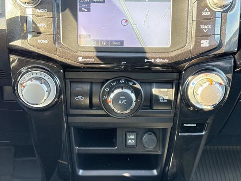 Used 2019 Toyota 4Runner TRD Off-Road Premium image 12