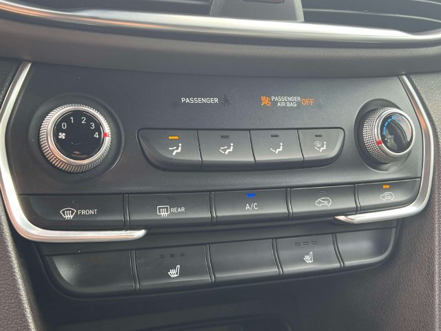Used 2019 Hyundai Santa Fe SEL AWD/4WD image 32