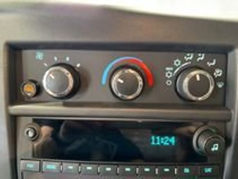 New 2025 Chevrolet Express 2500 w/ Driver Convenience Package RWD image 16