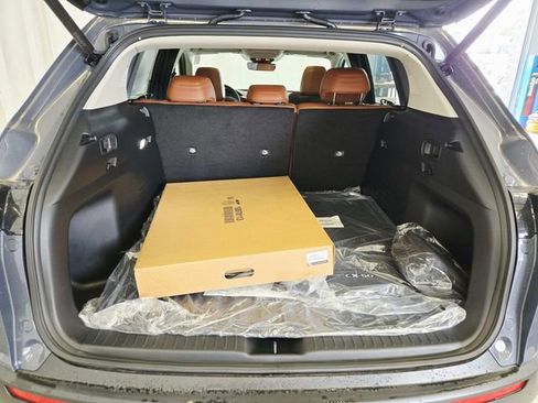 New 2025 MAZDA CX-50 Meridian Edition w/ Weather Package image 11