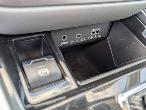 Certified 2025 Subaru Outback Premium w/ Popular Package #1A image 26