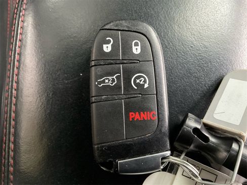 Used 2023 Dodge Durango GT image 36