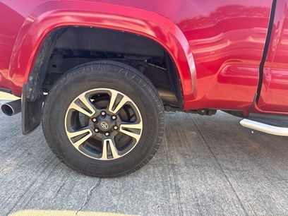 Used 2016 Toyota Tacoma TRD Sport w/ Towing Package