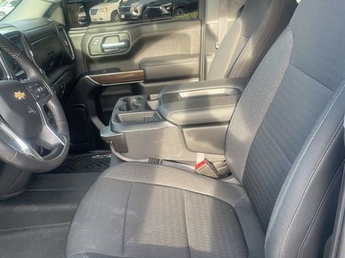Used 2021 Chevrolet Silverado 1500 LT image 6