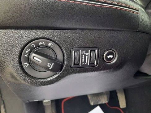 Used 2020 Dodge Challenger R/T Scat Pack w/ Plus Package RWD image 17