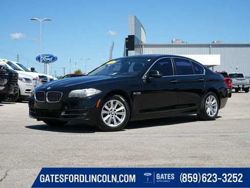 Used 2014 BMW 528i xDrive Sedan AWD/4WD image 1