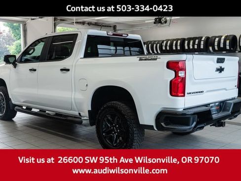 Used 2024 Chevrolet Silverado 1500 LT Trail Boss w/ Convenience Package II AWD/4WD image 4