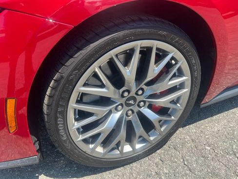 Used 2024 Ford Mustang GT Premium RWD image 11