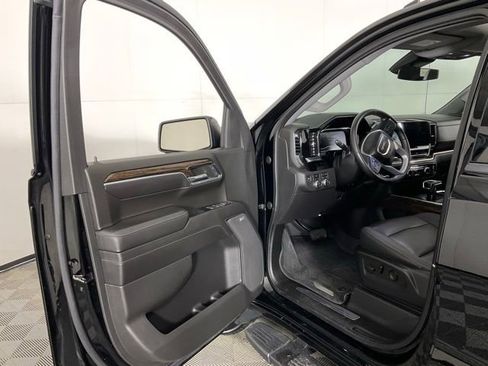 Used 2022 GMC Sierra 1500 Elevation w/ Elevation Premium Package image 27