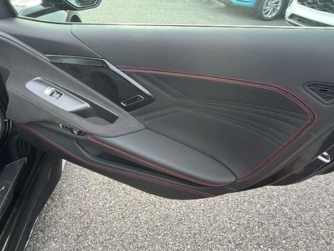 Used 2025 Chevrolet Corvette Z06 w/ Stealth Interior Trim Package RWD image 16
