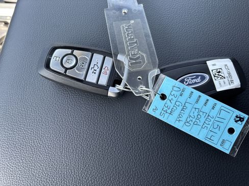 New 2025 Ford F250 Lariat w/ Lariat Ultimate Package image 30