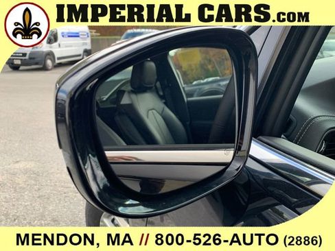 New 2026 Chrysler Pacifica Select image 8