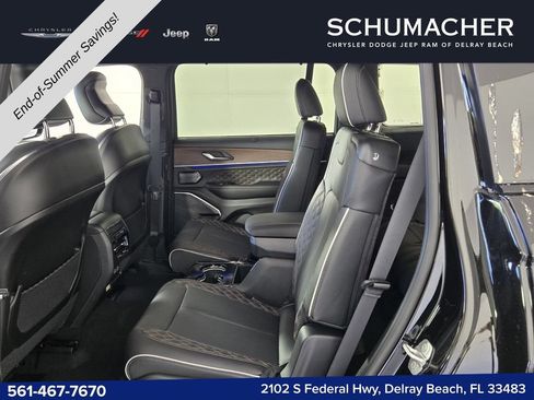 New 2025 Jeep Grand Cherokee L Summit w/ Obsidian Package AWD/4WD image 8