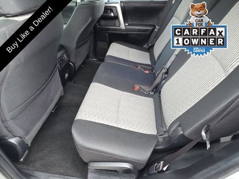 Used 2024 Toyota 4Runner SR5 AWD/4WD image 9