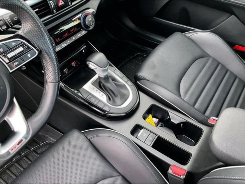 Used 2023 Kia Forte GT-Line w/ GT-Line Premium Package FWD image 18