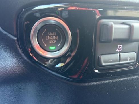 New 2026 GMC Sierra 1500 SLE w/ X31 Off-Road Package image 27