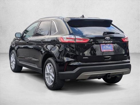 Used 2022 Ford Edge SEL w/ Convenience Package image 9