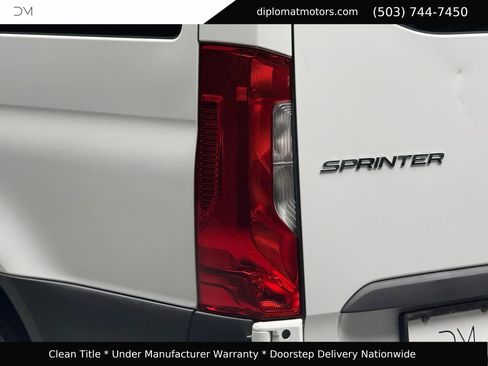 Used 2024 Mercedes-Benz Sprinter 2500 image 15