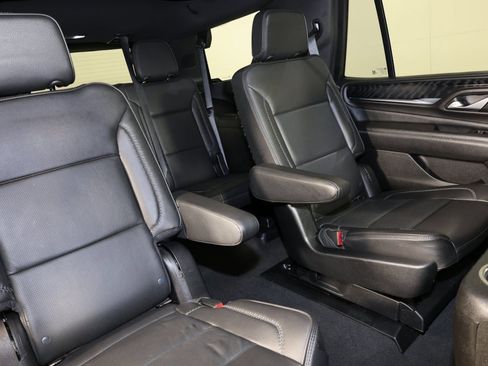 Used 2022 GMC Yukon Denali image 43