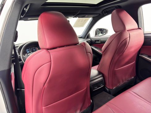 Used 2019 Lexus IS 300 F Sport w/ F Sport Package image 34