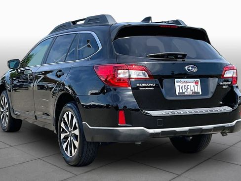 Used 2017 Subaru Outback 3.6R Limited AWD/4WD image 11