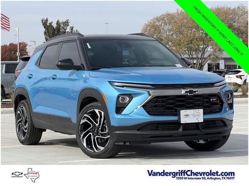 New 2026 Chevrolet TrailBlazer RS w/ Convenience Package FWD image 2