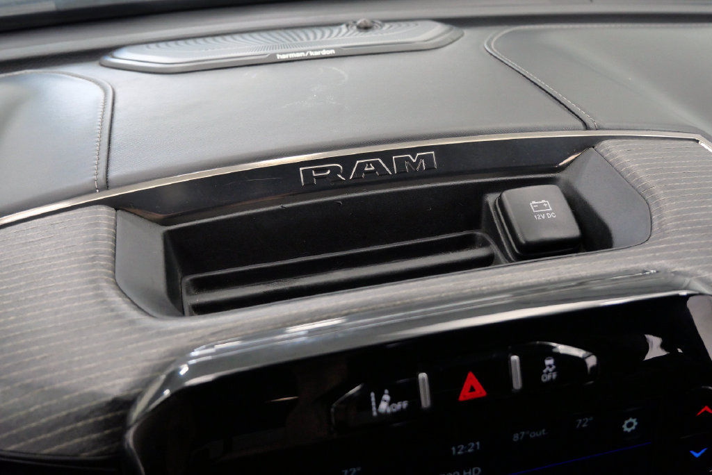 Used 2021 RAM 2500 Limited AWD/4WD image 33