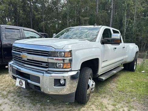 Used 2016 Chevrolet Silverado 3500 LTZ w/ Duramax Plus Package AWD/4WD image 14