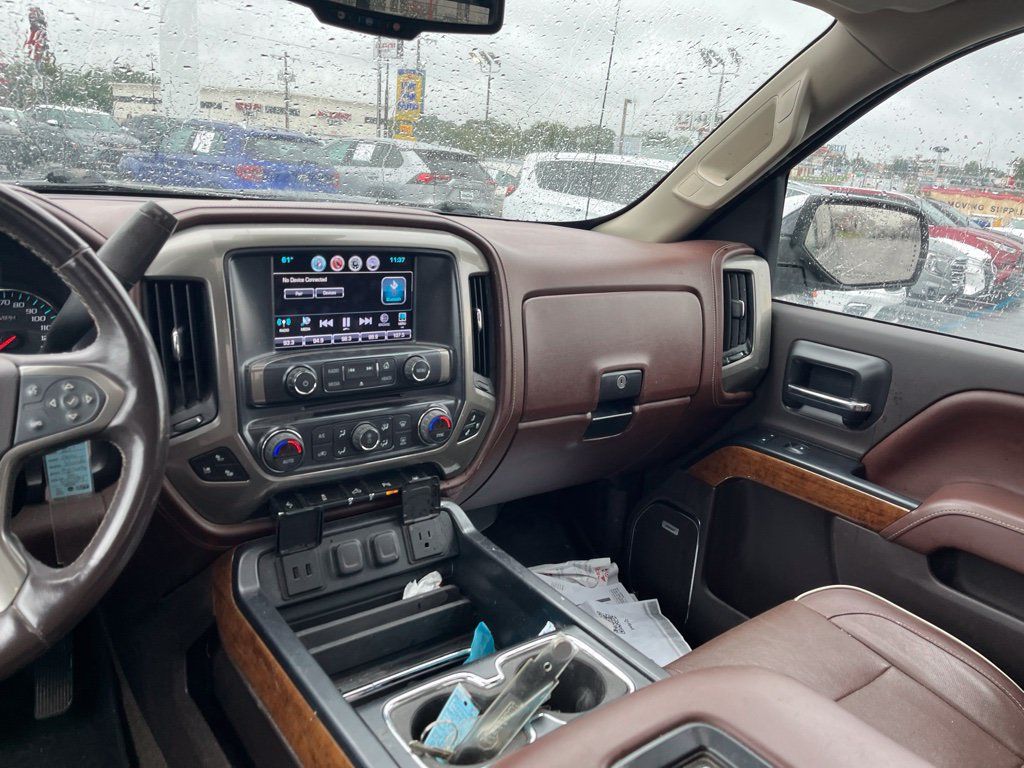 Used 2017 Chevrolet Silverado 1500 High Country AWD/4WD image 28