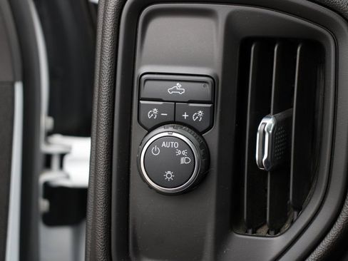 Used 2022 Chevrolet Silverado 3500 W/T w/ WT Fleet Convenience Package image 17