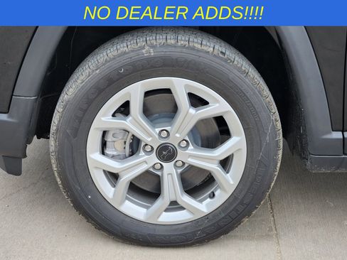 New 2026 Jeep Compass Latitude AWD/4WD image 11