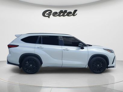 Used 2023 Toyota Highlander XSE