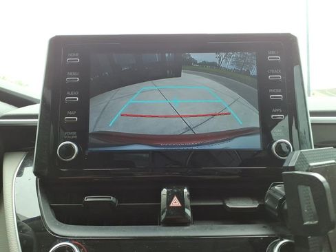 Used 2020 Toyota Corolla LE FWD image 21