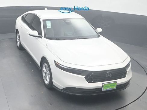 New 2026 Honda Accord LX image 19