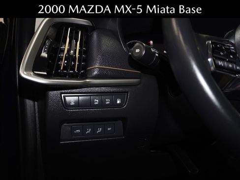 Used 2000 MAZDA MX-5 Miata image 26