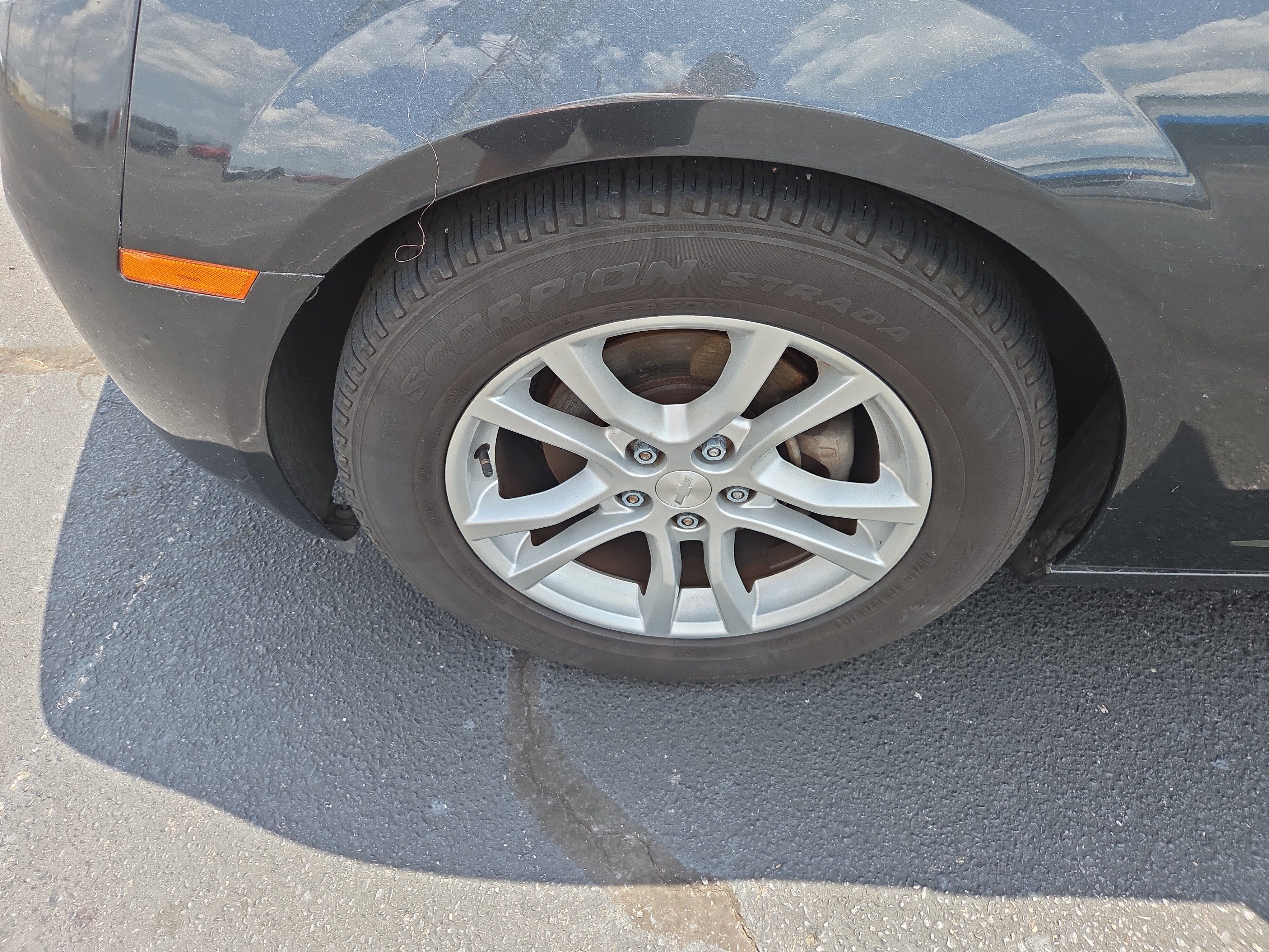 Used 2013 Chevrolet Camaro LS RWD image 9